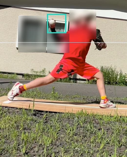 Vol.5:同じ局面で、投げる手が耳の横まで上がっているフォーム